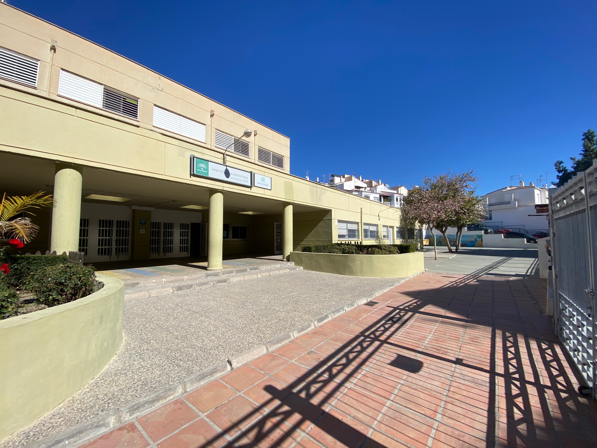 Edificio principal colegio Garvayo Dinelli