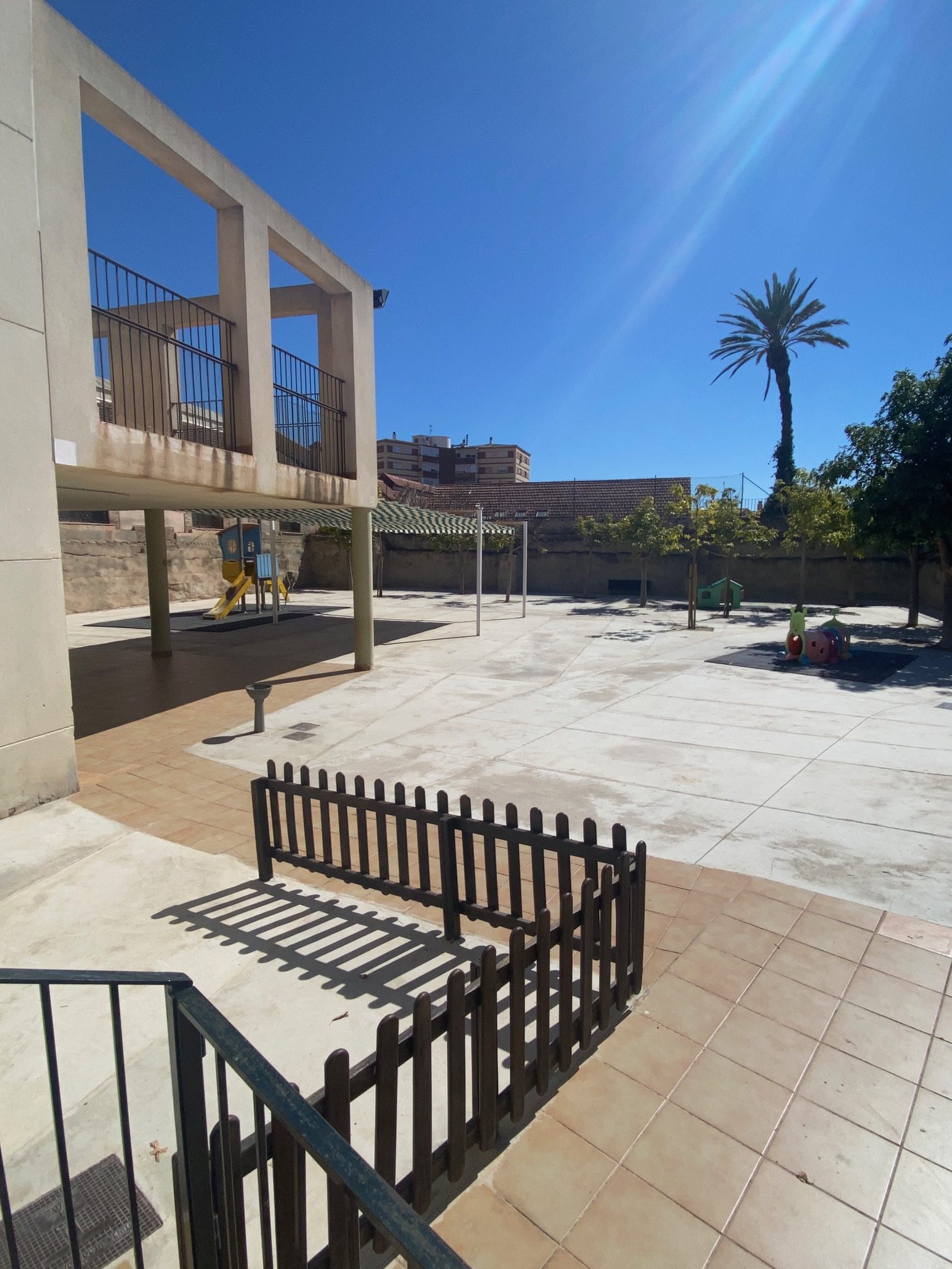 Edificio Infantil Colegio Garvayo Dinelli